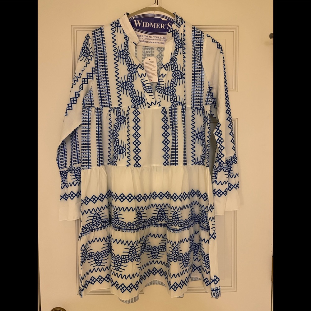 Womens multi tiered dress. Size M